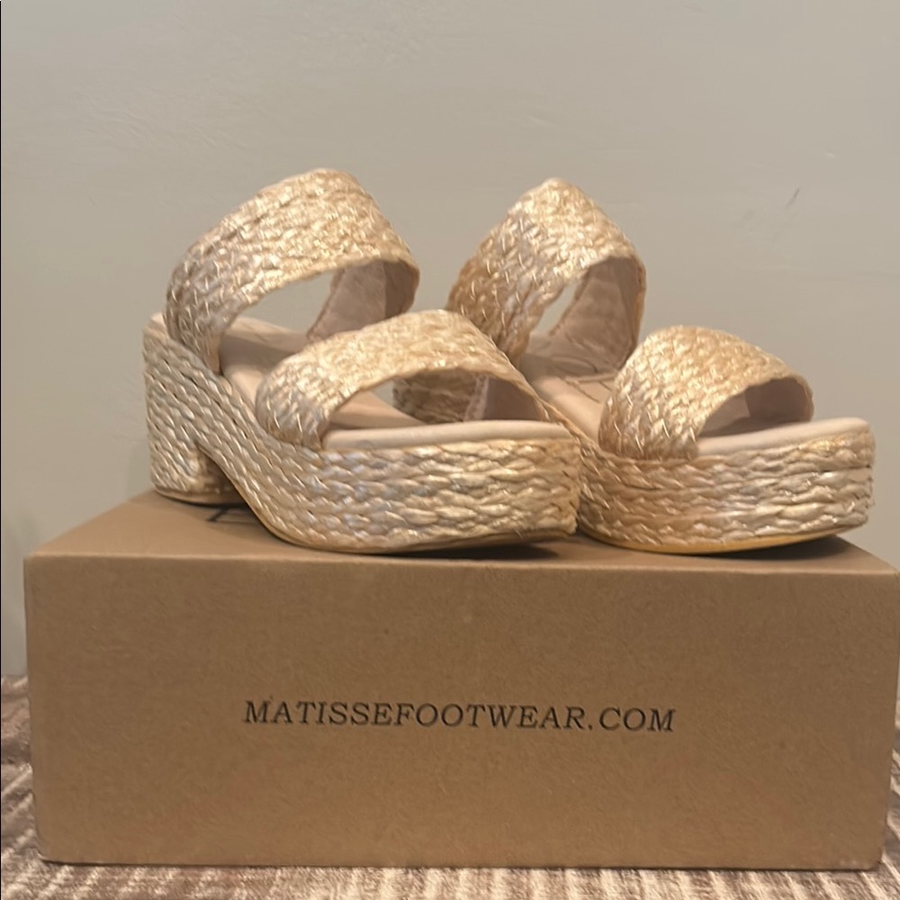 Matisse Women's Cream Woven Platform Sandals